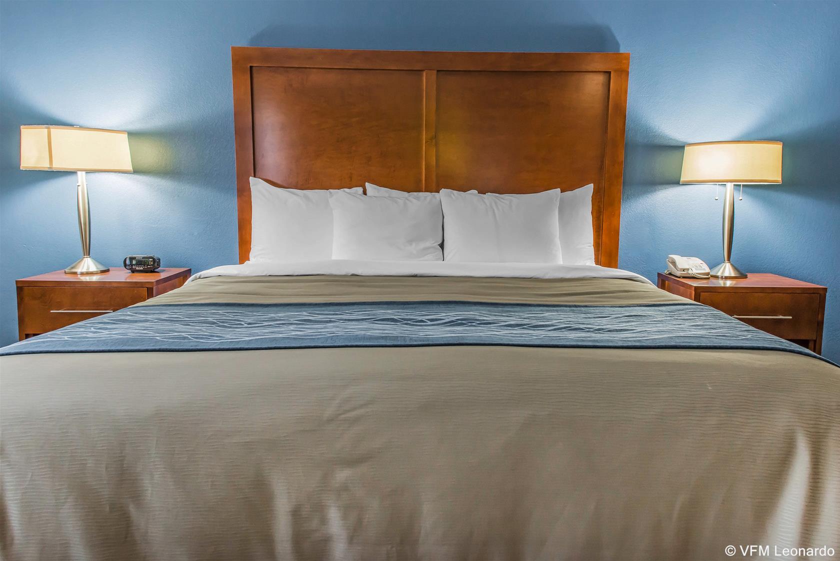 Comfort Inn 3*